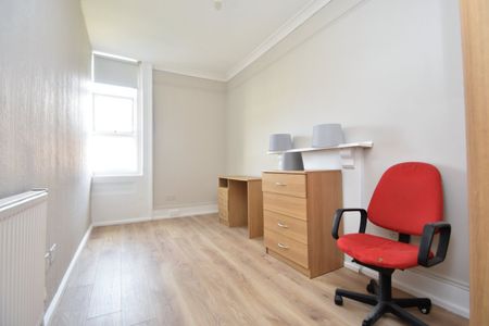 4 bedroom apartment to rent - Photo 5