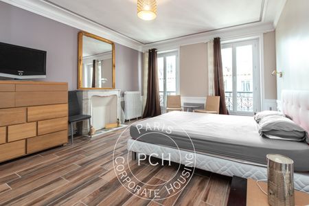 Tout savoir sur cet appartement dans le quartier Saint Philippe du Roule, à Paris 8ème - Photo 4