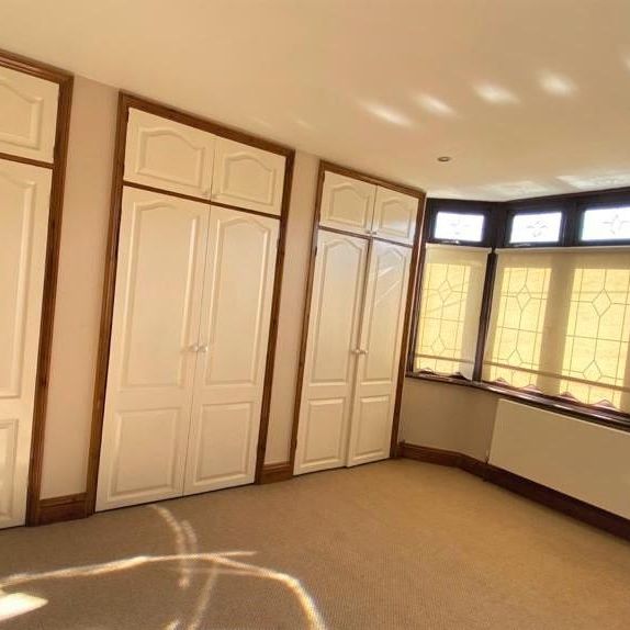4 bedroom terraced house to rent - Photo 1