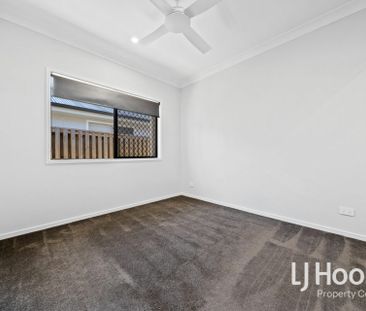 Expansive Family Home in Sequana Estate with all the Upgrades - Photo 6