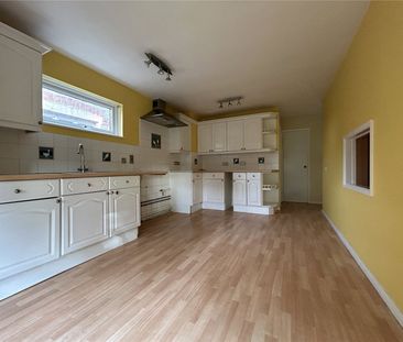 Church Street, Highbridge, Somerset, TA9 - Photo 3