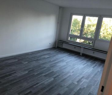 2 Zimmer Wohnung 60m² + Küche Berlin Spandau sofort mieten Haselhor... - Photo 5