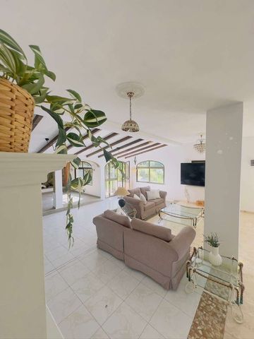 5 room luxury House for rent in Benalmádena, Spain - Photo 2