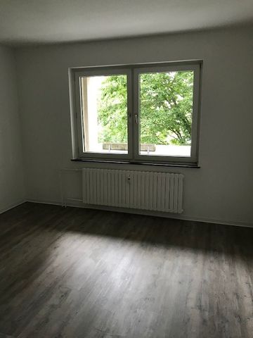 3-Zimmer-Wohnung mit Balkon in Krefeld-Benrad mieten - Photo 5
