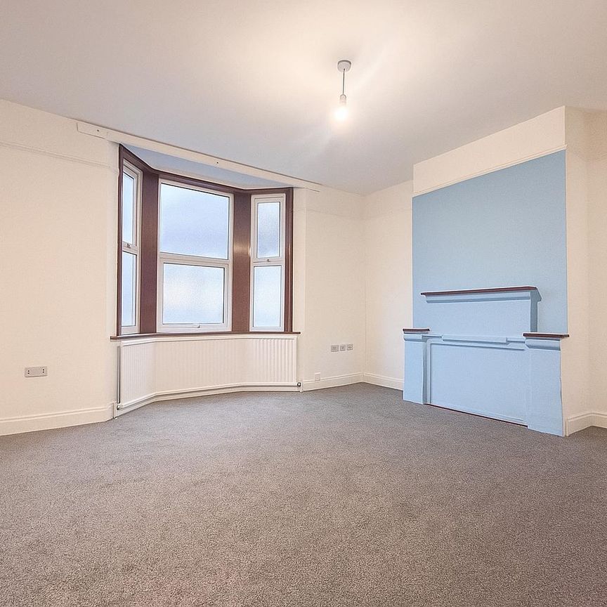 3 Bedroom House To Let - HP13 - Photo 1