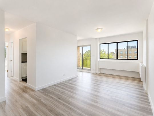 Condo à louer, Mont-Royal - Photo 1
