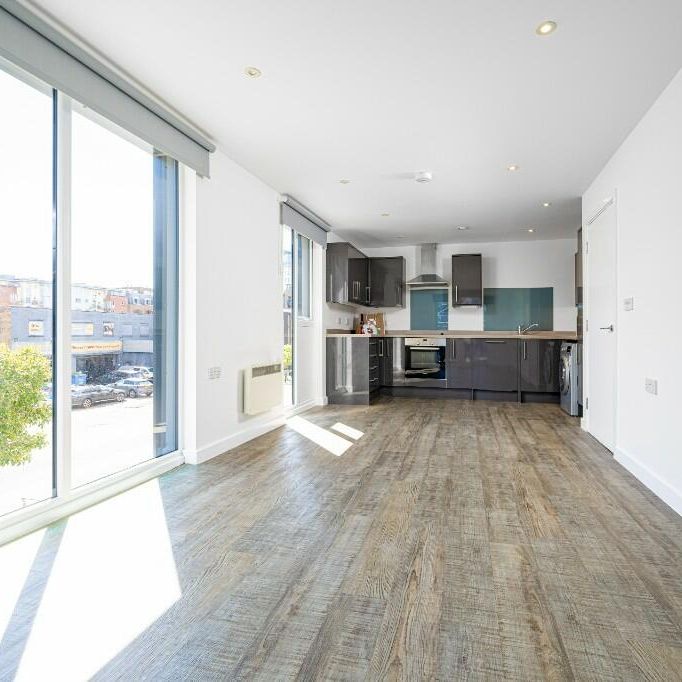 2 bedroom flat to rent - Photo 1