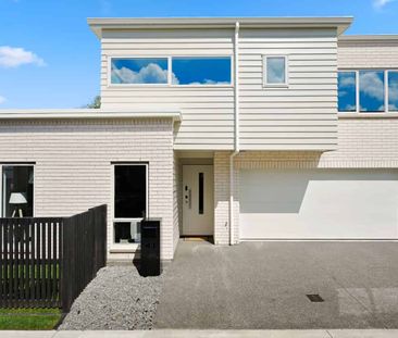 43 Maanihi Drive, Rototuna-North - Photo 1