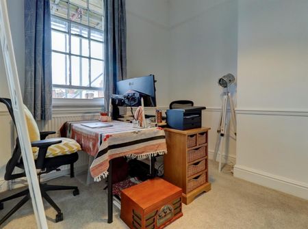 2 BED Flat To rent - Photo 4