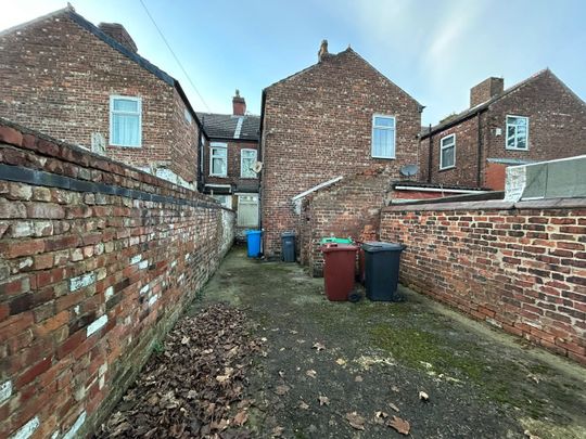 3 Bed Terraced House, Gill Street, M9 - Photo 1