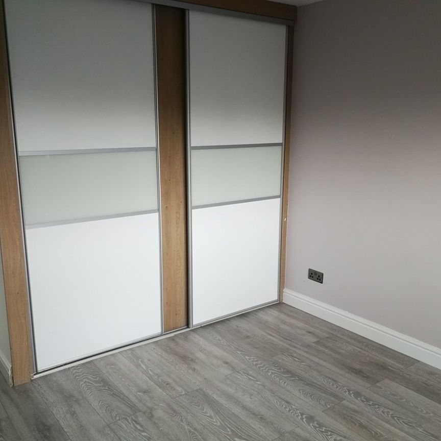 1 Bed Flat, Tatton Court, M14 - Photo 1