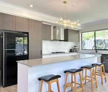 Exceptional Quality in the Heart of Kilsyth - Photo 4