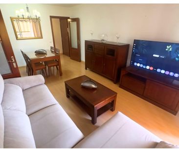 Piso en alquiler de larga temporada con terraza, garaje y trastero ... - Photo 2