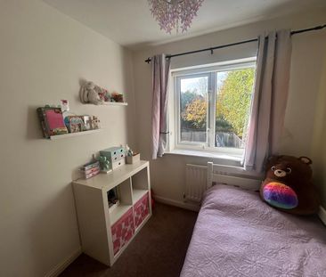 4 bedroom terraced house to rent - Photo 6