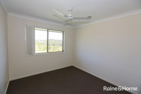 Modern Family Home with Huge Yard & Side Access! - Photo 5