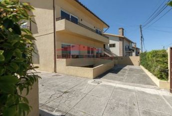 Moradia T5 em Porto