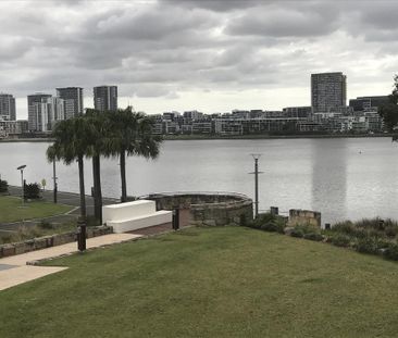Wentworth Point - Photo 5