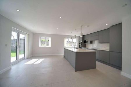 Eriswell Road, Lakenheath, Brandon, Suffolk, IP27 - Photo 5