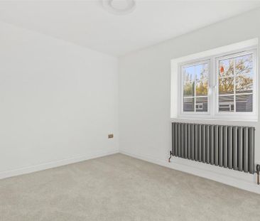 6 bedroom house to rent - Photo 2