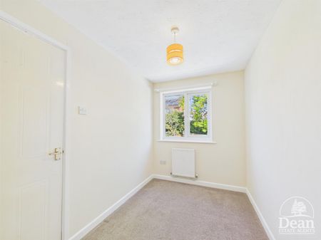 Octavia Place, Lydney - Photo 5