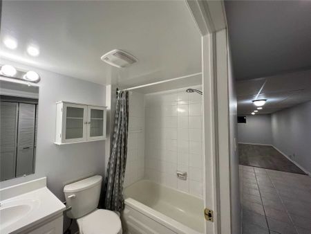For Lease - 947 Oklahoma Drive Unit# Lower, Pickering, Ontario - Photo 5