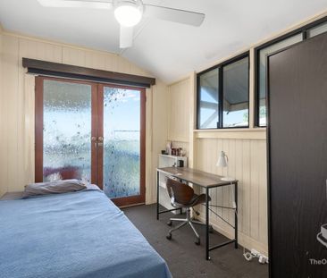 3 Bed Family Home in Prime Greenslopes Location - Photo 3
