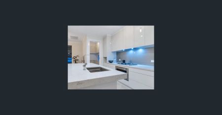 🛏 5 Bedrooms | 🛁 2 Bathrooms | 🚗 2 Car Garage | 🌿 Low-Maintenance Yard - Photo 5