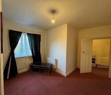 Glebe Farm Road, BIRMINGHAM - Photo 1