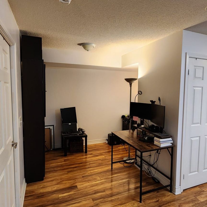 For Lease - 30 Grand Trunk Crescent Unit# 2205, Toronto, Ontario - Photo 1