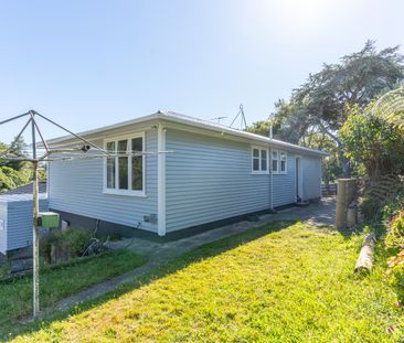 68 The Drive, Tawa - Photo 1