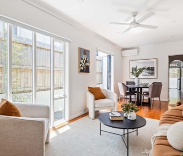 Courtyard house in convenient position at village heart - Photo 1