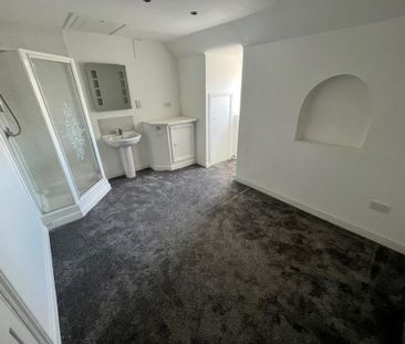 4 bedroom house to rent - Photo 2