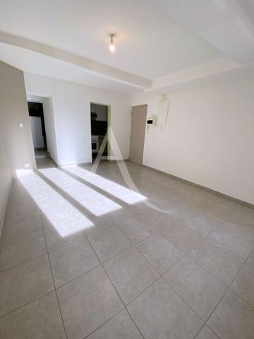 Location Appartement 2 pièces 42m² - Photo 2