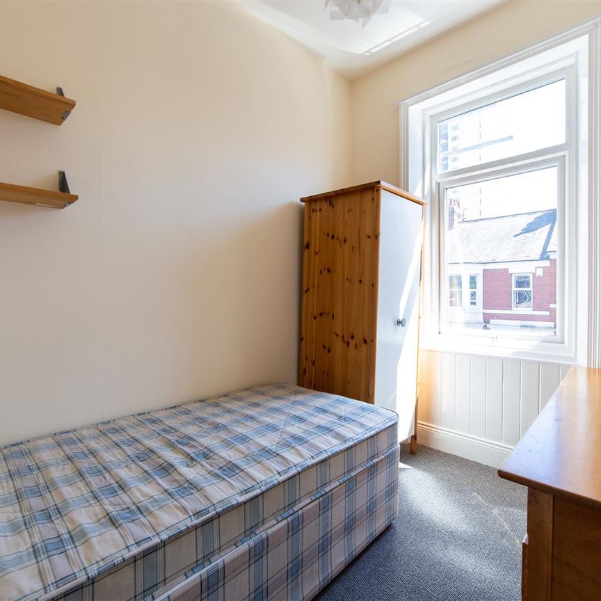 4 bed maisonette to rent in Wolseley Gardens, Newcastle Upon Tyne, NE2 - Photo 1