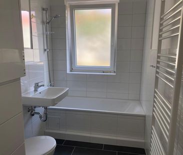 Helle 3-Zimmer-Wohnung mit Balkon - Foto 1