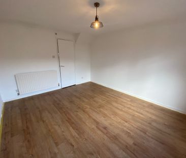 2 bedroom house to rent - Photo 3