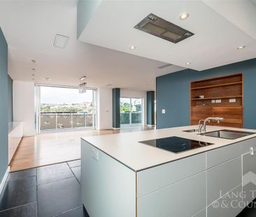 5 bedroom semi-detached house to rent - Photo 3
