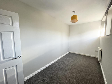 The Kingsway, SWANSEA - Photo 3