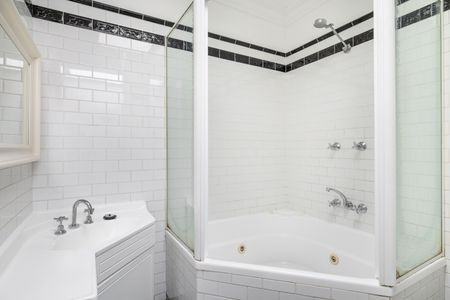 13 Steel Street, Surry Hills NSW 2010 - House For Rent | Domain - Photo 2