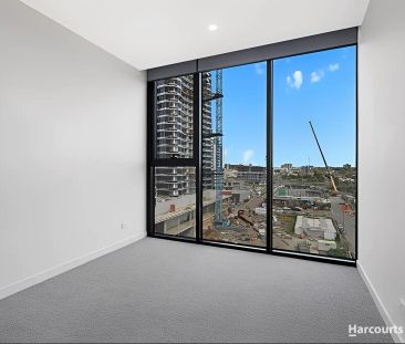 “Modern 1-Bedroom Apartment in Footscray” - Photo 2