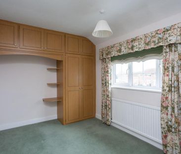 3 bedroom detached house to rent - Photo 4