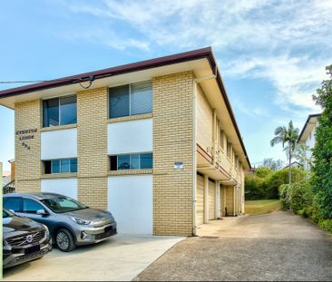 TWO BEDROOM UNIT IN SMALL COMPLEX OF 4 - Photo 4