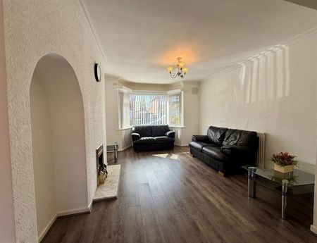 3 Bedroom Semi Detached To Let - Photo 3