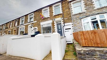 Alma Street, Bleanau Gwent, Abertillery, NP13 - Photo 3