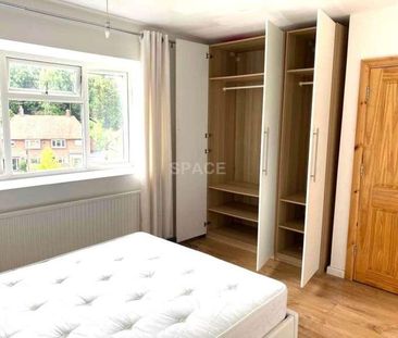 Rotherfield Way, Caversham, RG4 - Photo 5