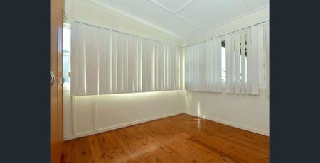Comfortable & Convenient Home in East Toowoomba - Photo 5