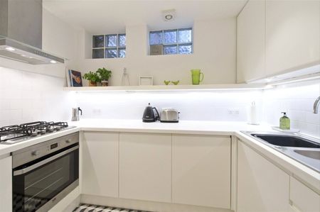 Southwell Gardens, South Kensington, SW7, London - Photo 3
