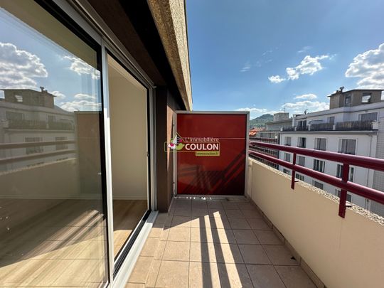 Appartement - 2 pièces - Jaude/Banque de France - Photo 1