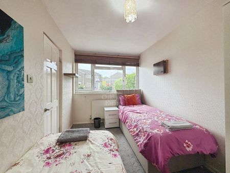 3 bedroom semi-detached house to rent - Photo 5