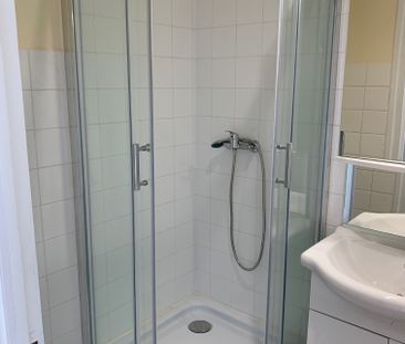 Brest Lambezellec T2 rénové 1er étage - Photo 5